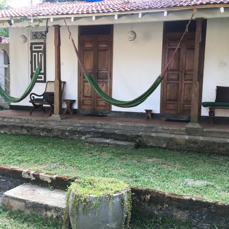 Bed and Breakfast Templeberg Walahanduwa Esterno foto