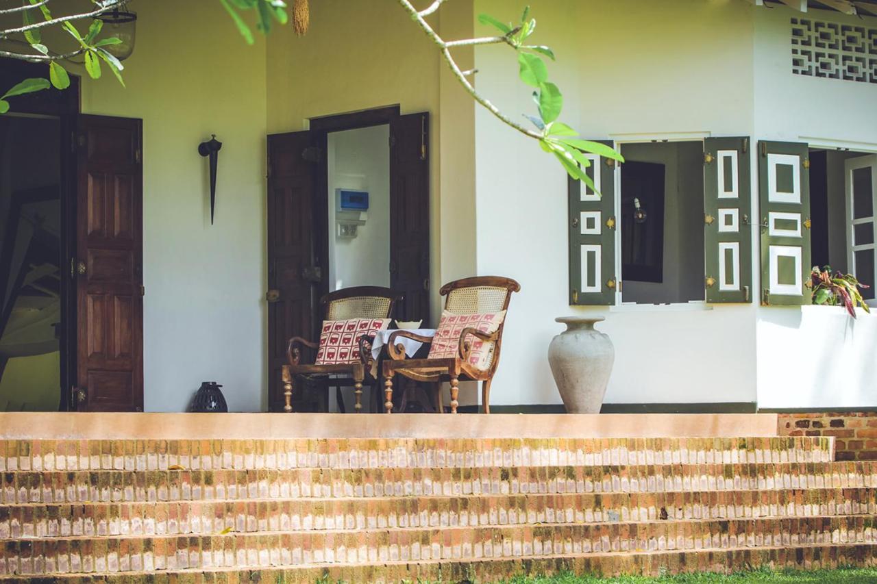 Bed and Breakfast Templeberg Walahanduwa Esterno foto